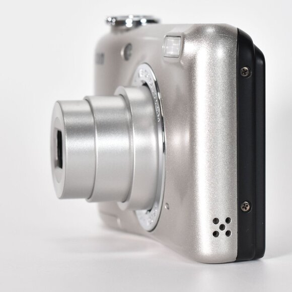 Nikon COOLPIX L27 Digital Camera 16.1MP 5x Optical Zoom HD Video 32GB SD - Picture 3 of 16